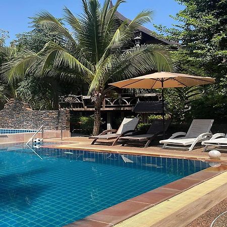Boutique Village Hotel Ao Nang Esterno foto